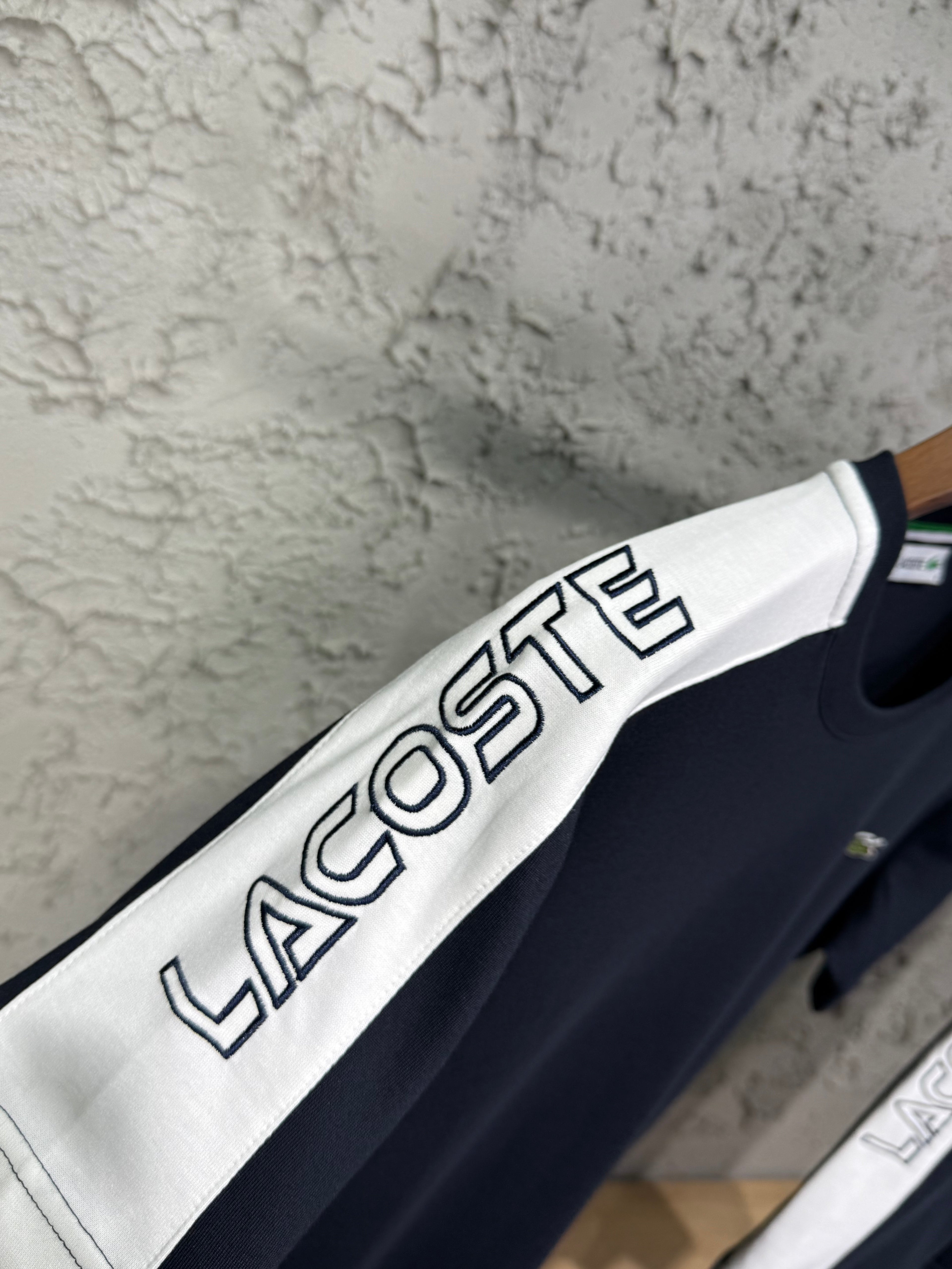 Lacoste Lacivert Beyaz Şerit Detaylı T-Shirt & Şort Takımı