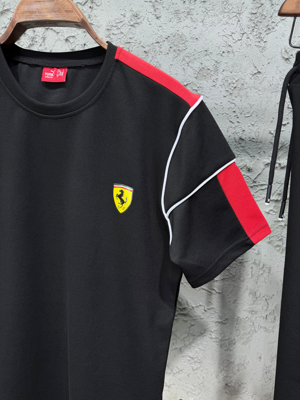 Puma Ferrari Siyah T-shirt & Eşofman Takımı
