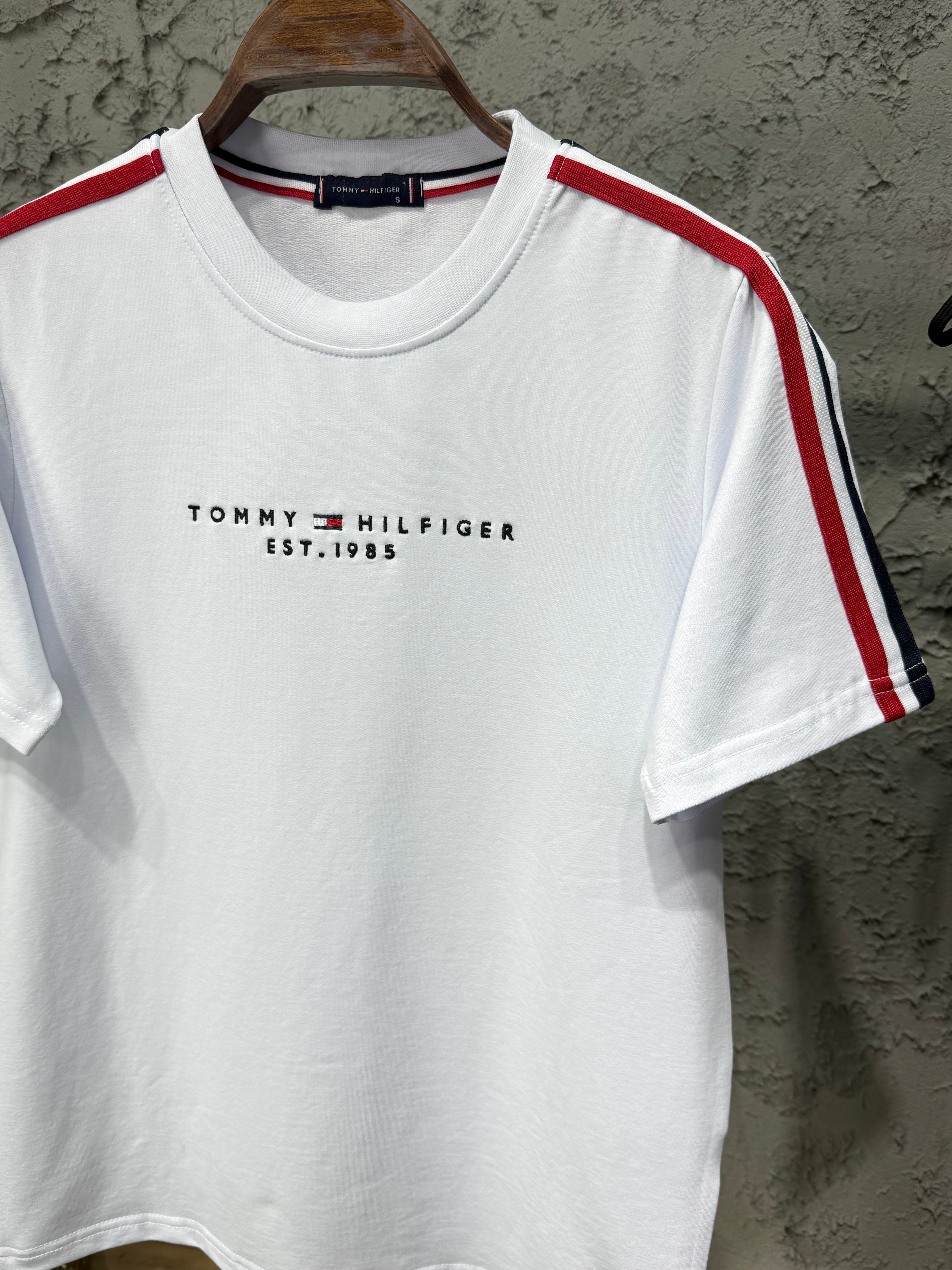 Tommy Hilfiger Erkek Nakış Logo Detaylı Beyaz Eşofman Takımı