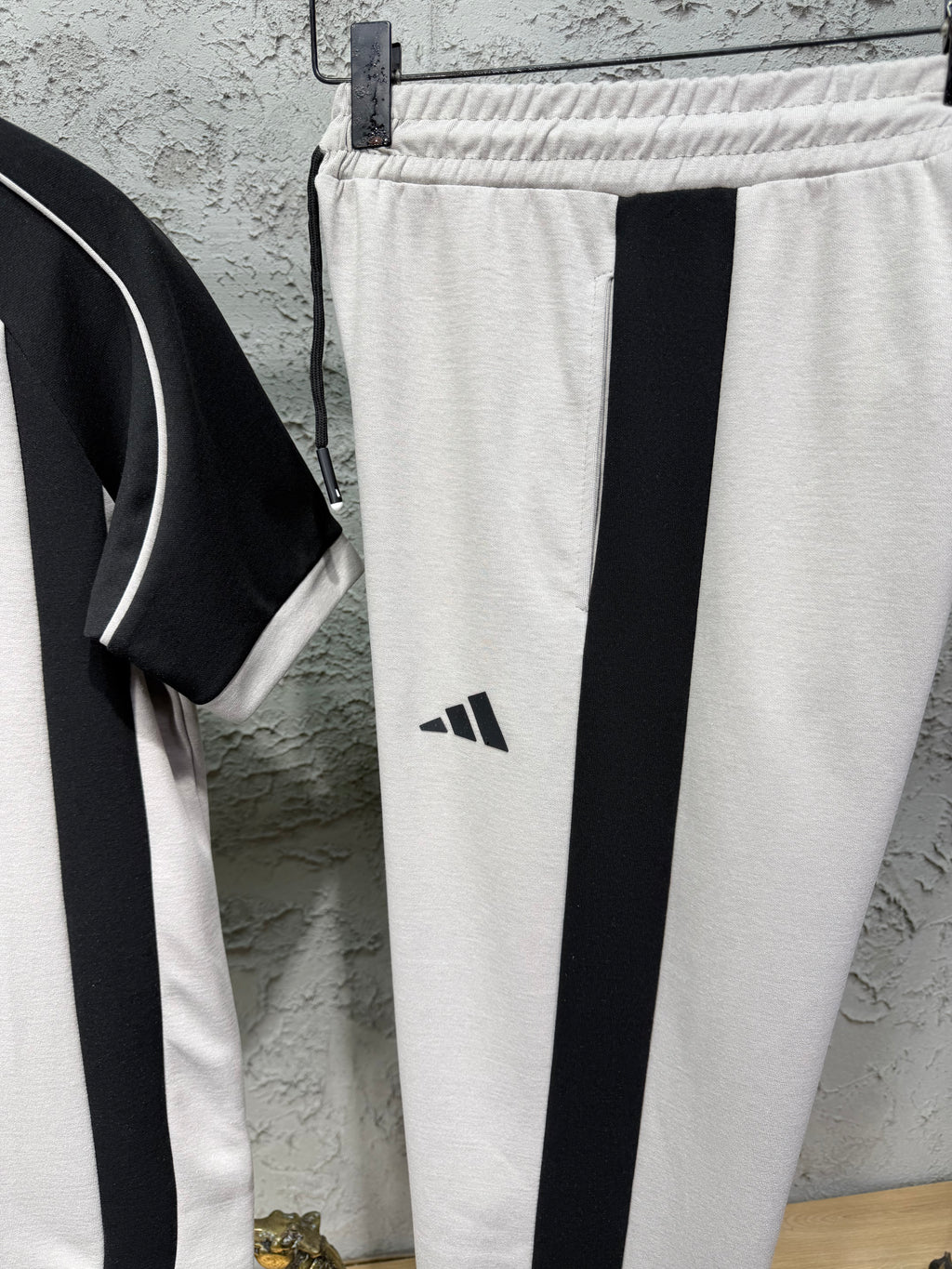 Adidas Mercedes AMG Krem T-shirt & Eşofman Takımı
