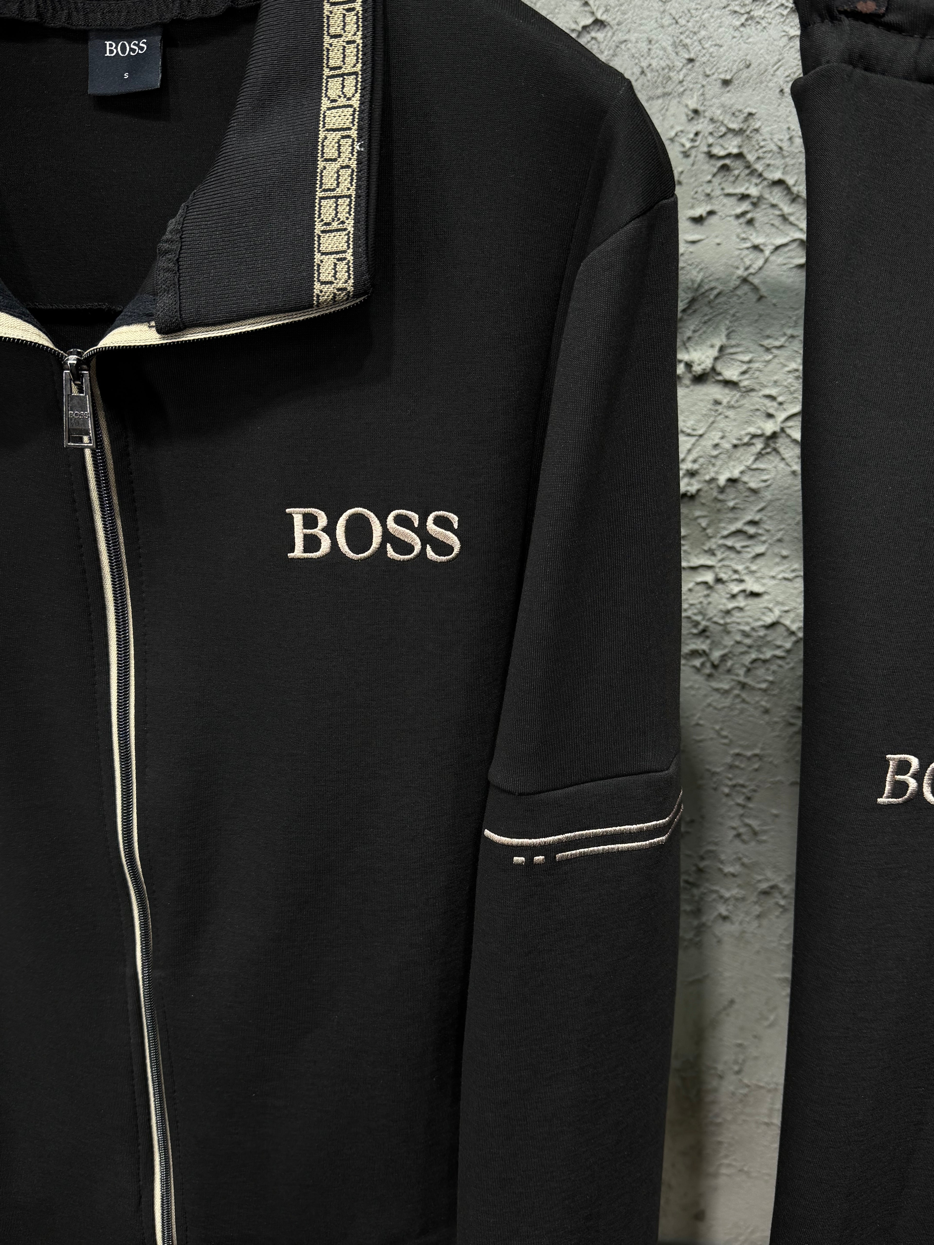 BOSS Erkek Siyah Fermuarlı Eşofman Takımı