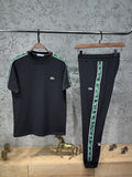 Lacoste Erkek Siyah T-Shirt & Siyah Şerit Detaylı Eşofman Takımı