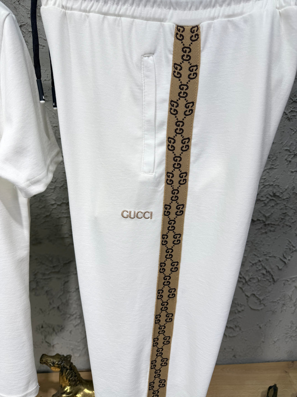 Gucci Örme Yaka Beyaz T-shirt & Eşofman Takımı
