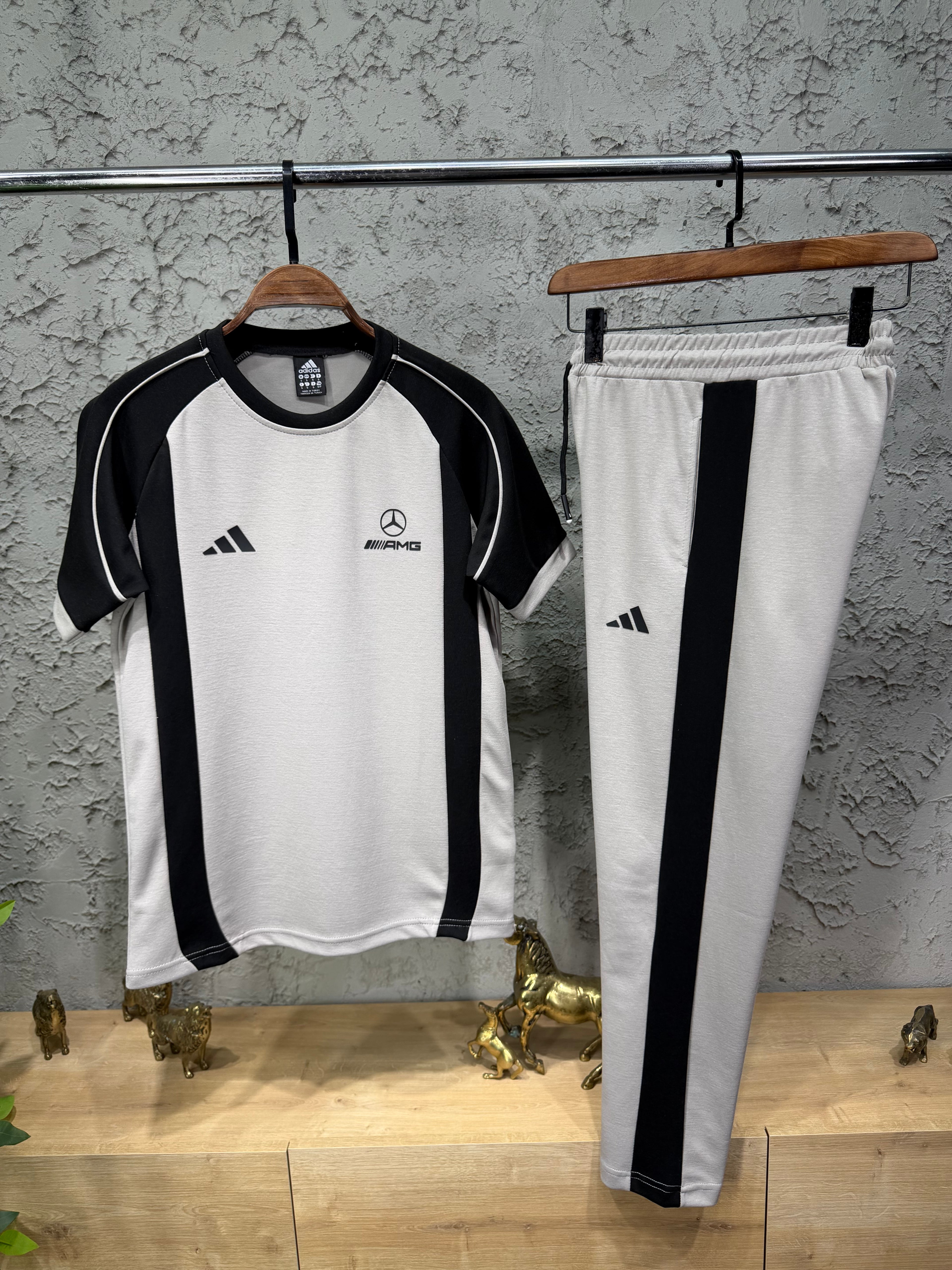 Adidas Mercedes AMG Krem T-shirt & Eşofman Takımı