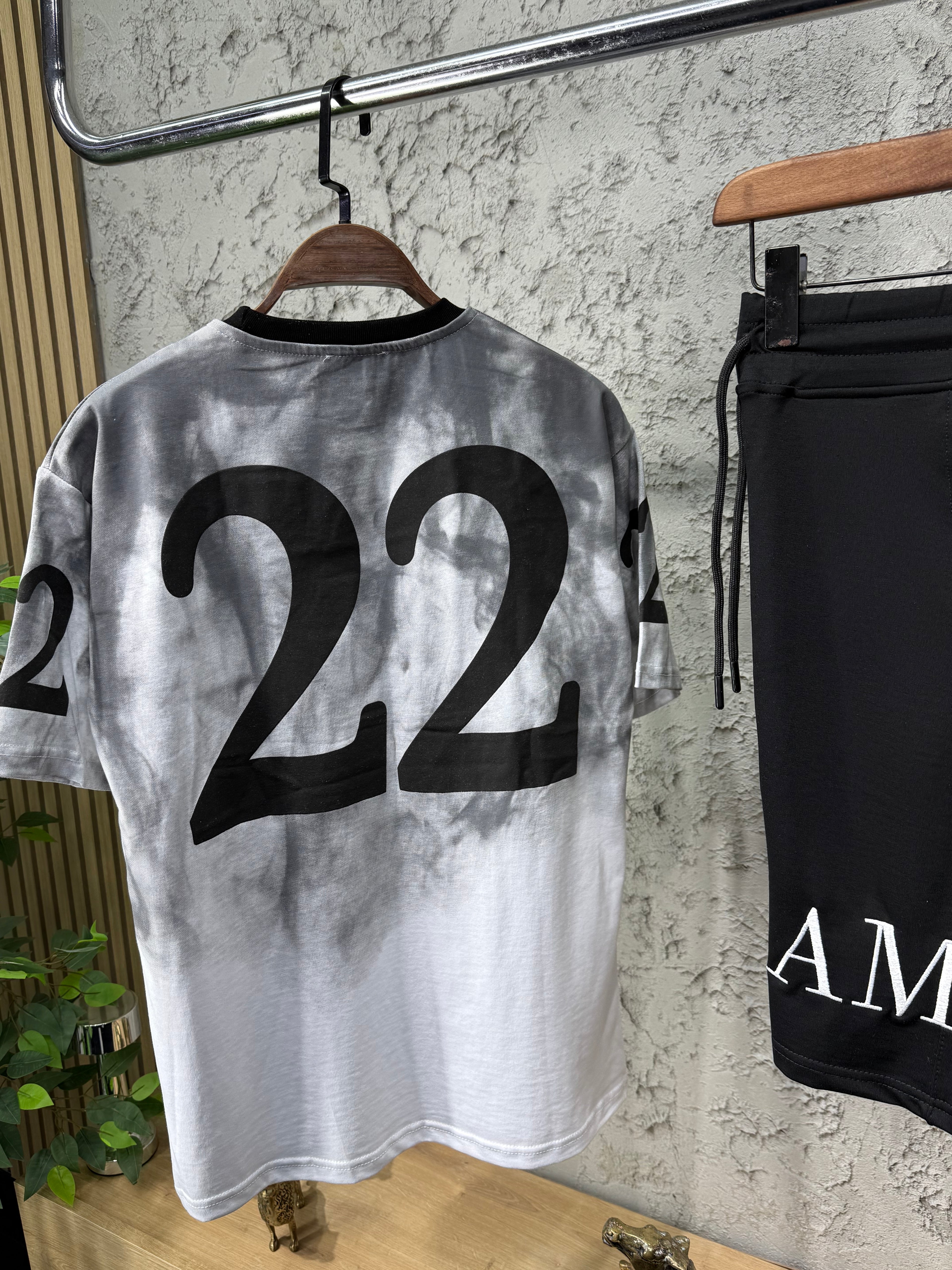 Amiri Yeni Sezon Siyah Beyaz T-shirt & Şort Takımı