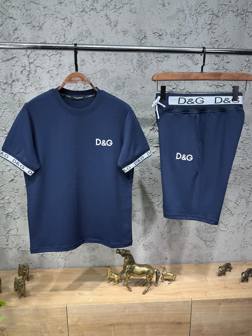 Dolce & Gabbana Erkek Lacivert D&G Logo Detaylı Şortlu Takım