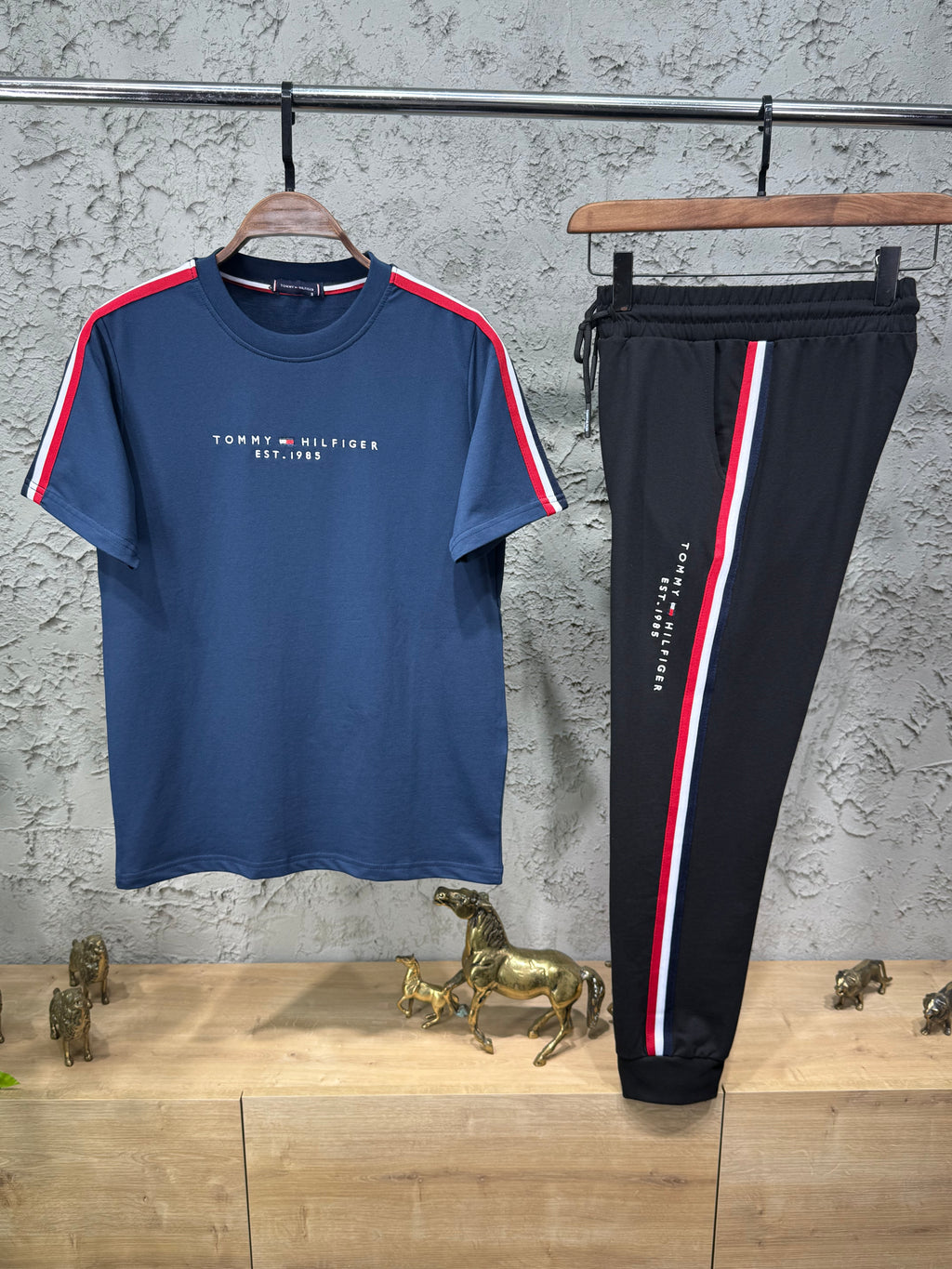 Tommy Hilfiger Erkek Nakış Logo Detaylı Lacivert Eşofman Takımı