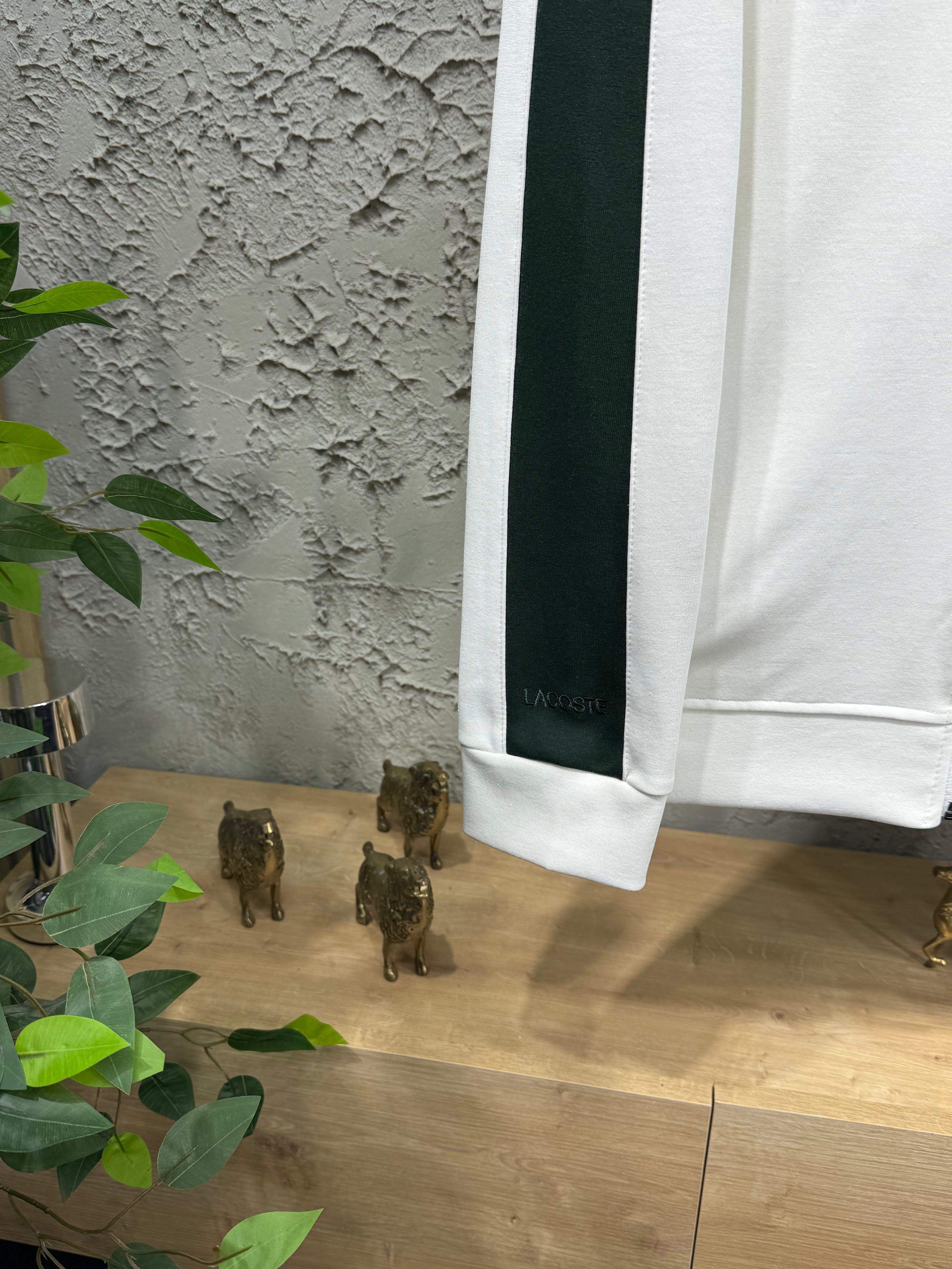 Lacoste Erkek Beyaz-Yeşil Fermuarlı Eşofman Takımı – Premium Seri