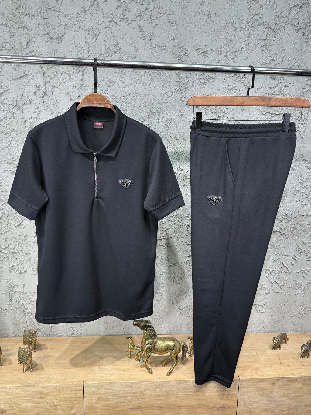 Prada Siyah T-shirt & Eşofman Takımı