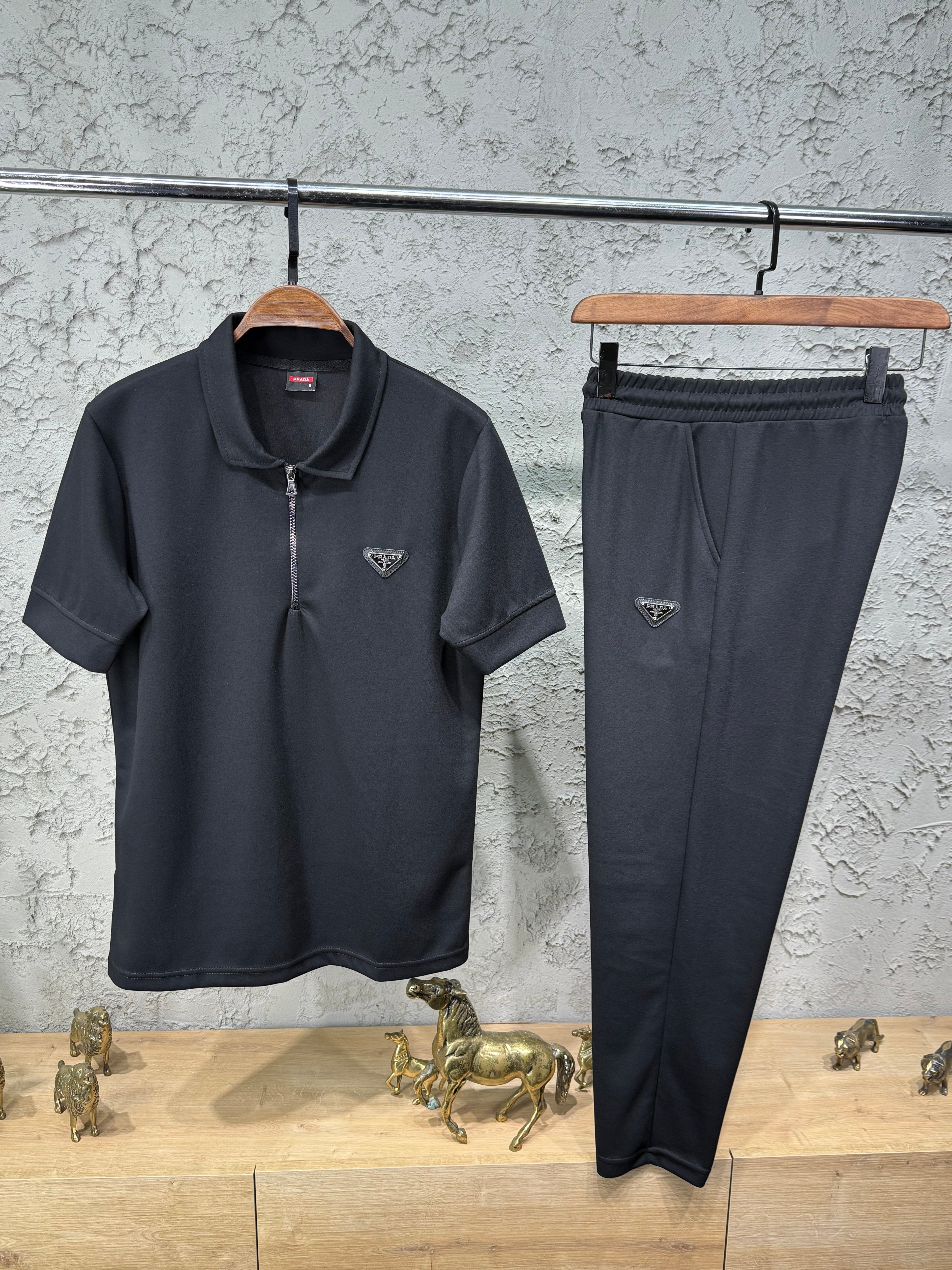 Prada Siyah T-shirt & Eşofman Takımı