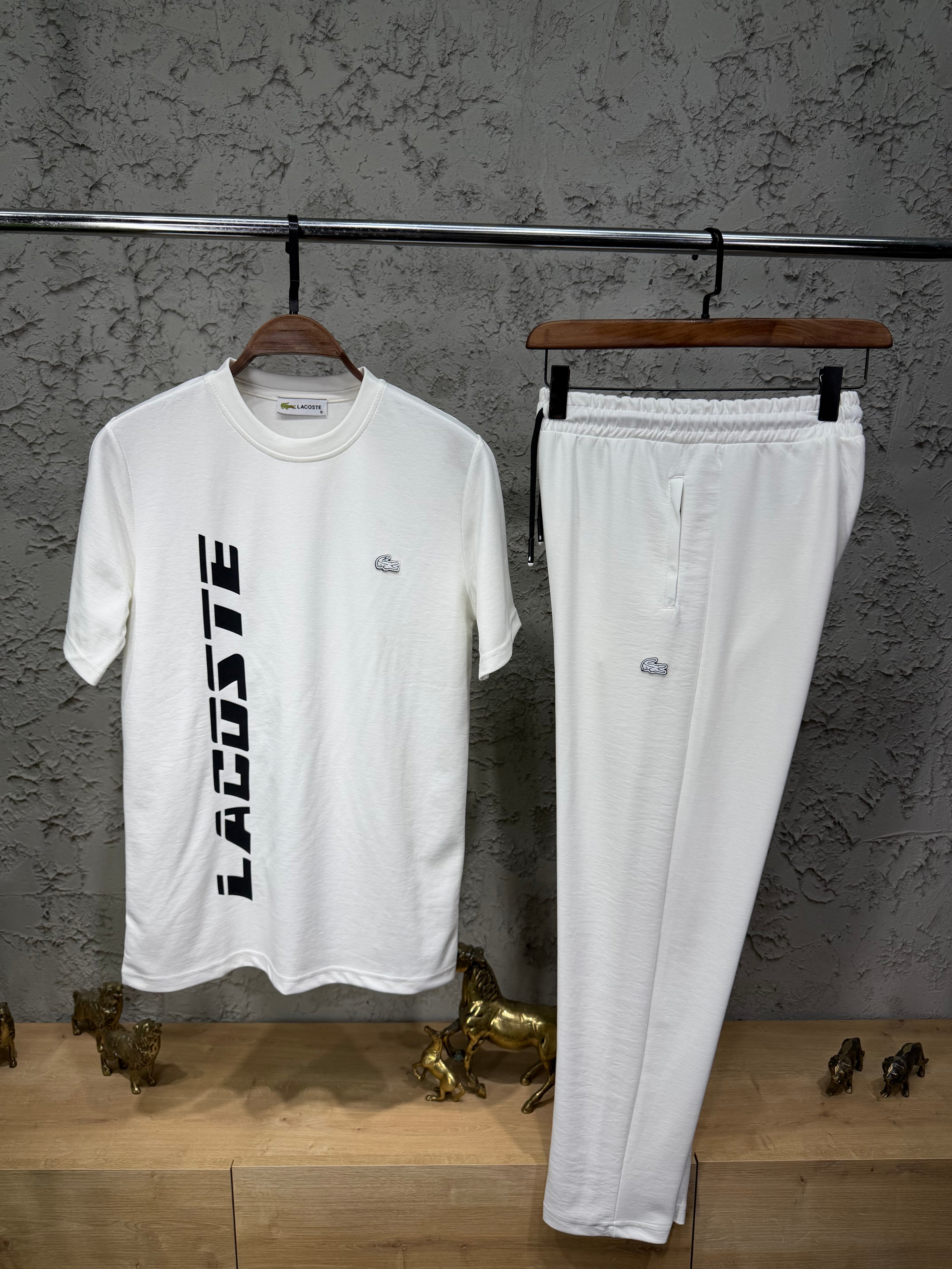 Lacoste Baskılı Beyaz T-shirt & Eşofman Takımı
