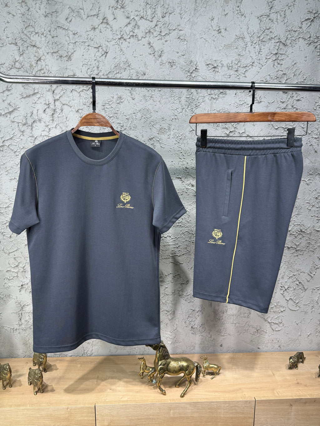 Loro Piana Füme Nakış T-shirt & Şort Takımı
