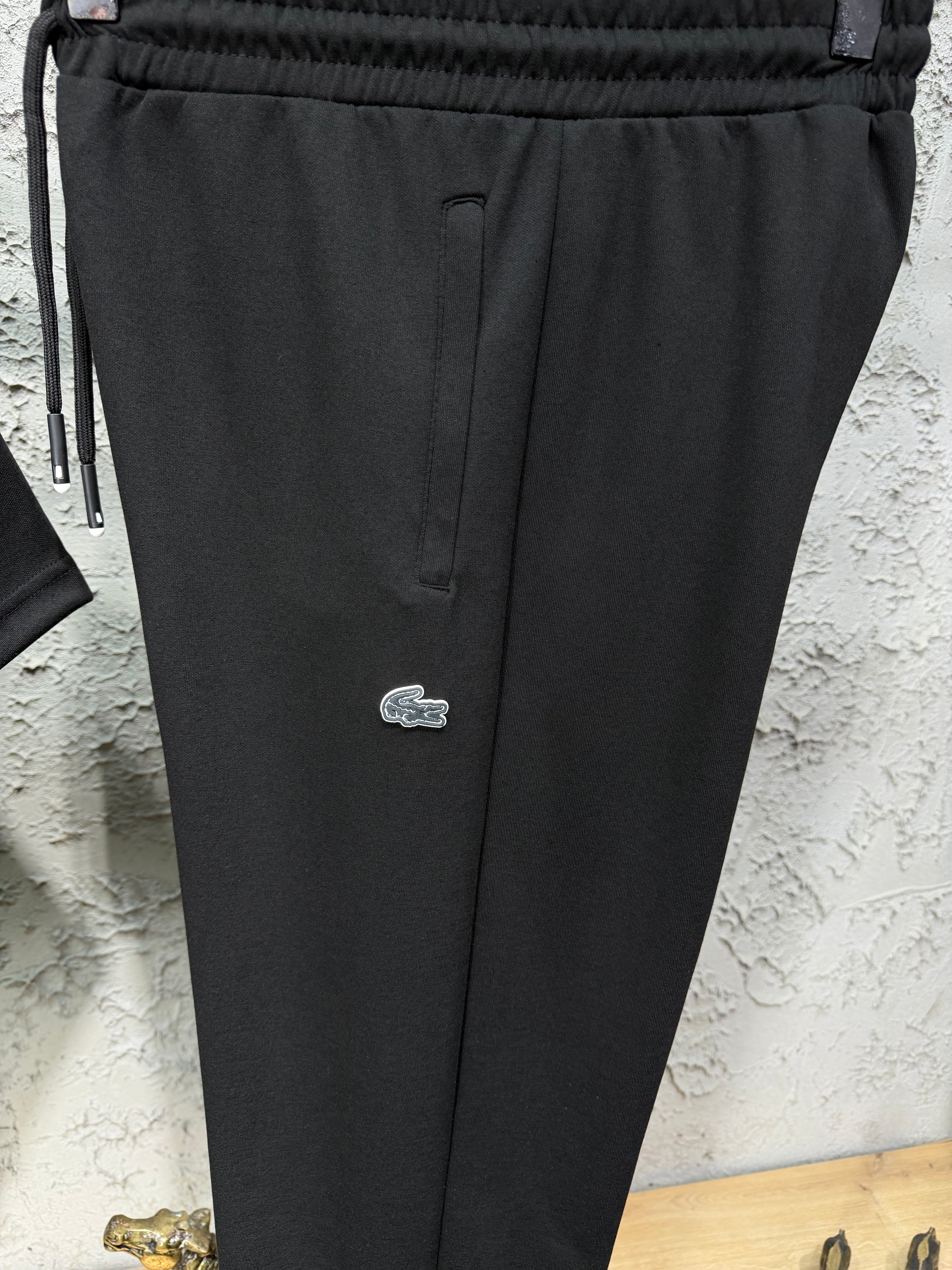 Lacoste Baskılı Siyah T-shirt & Eşofman Takımı