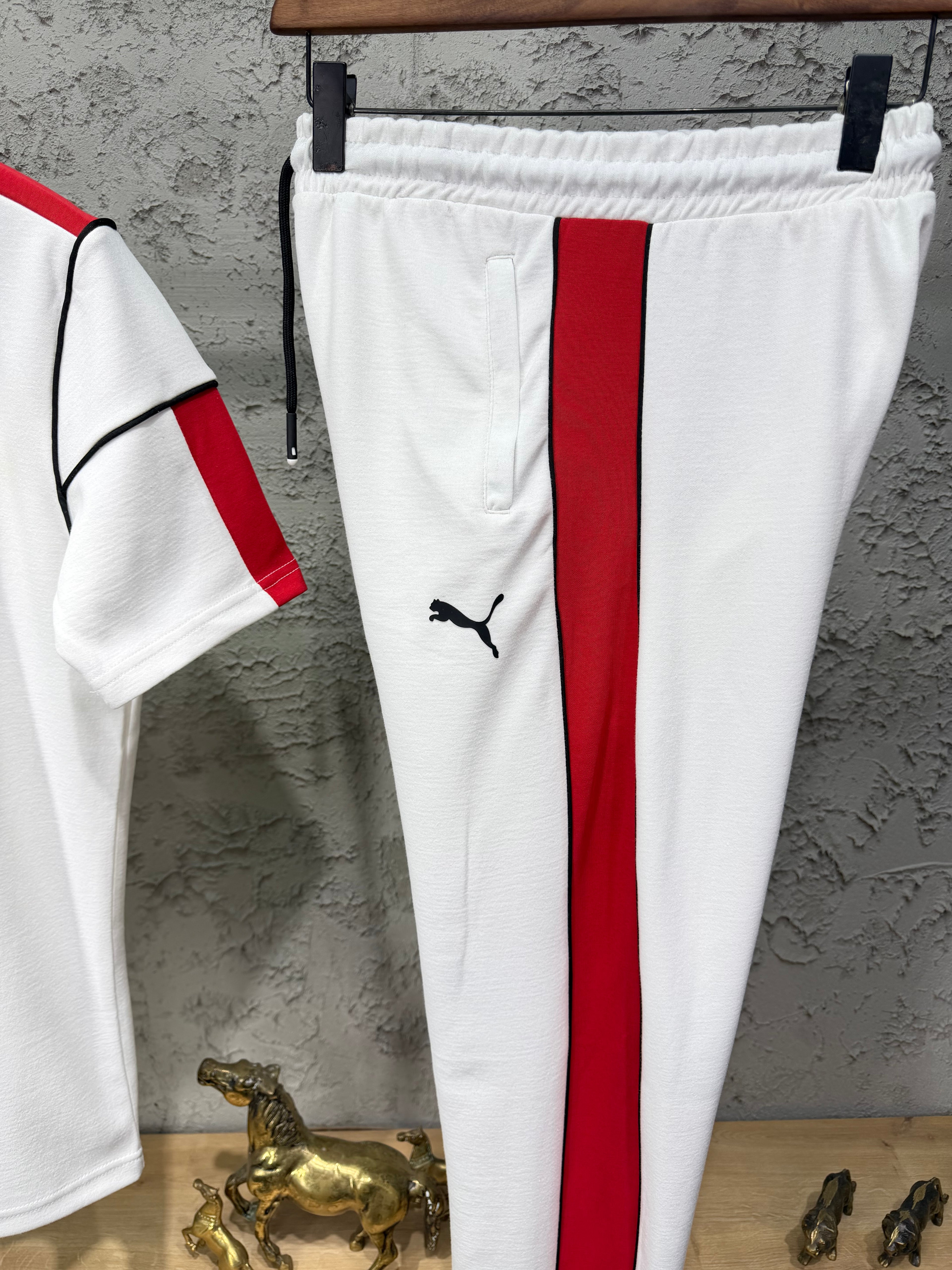 Puma Ferrari Beyaz T-shirt & Eşofman Takımı