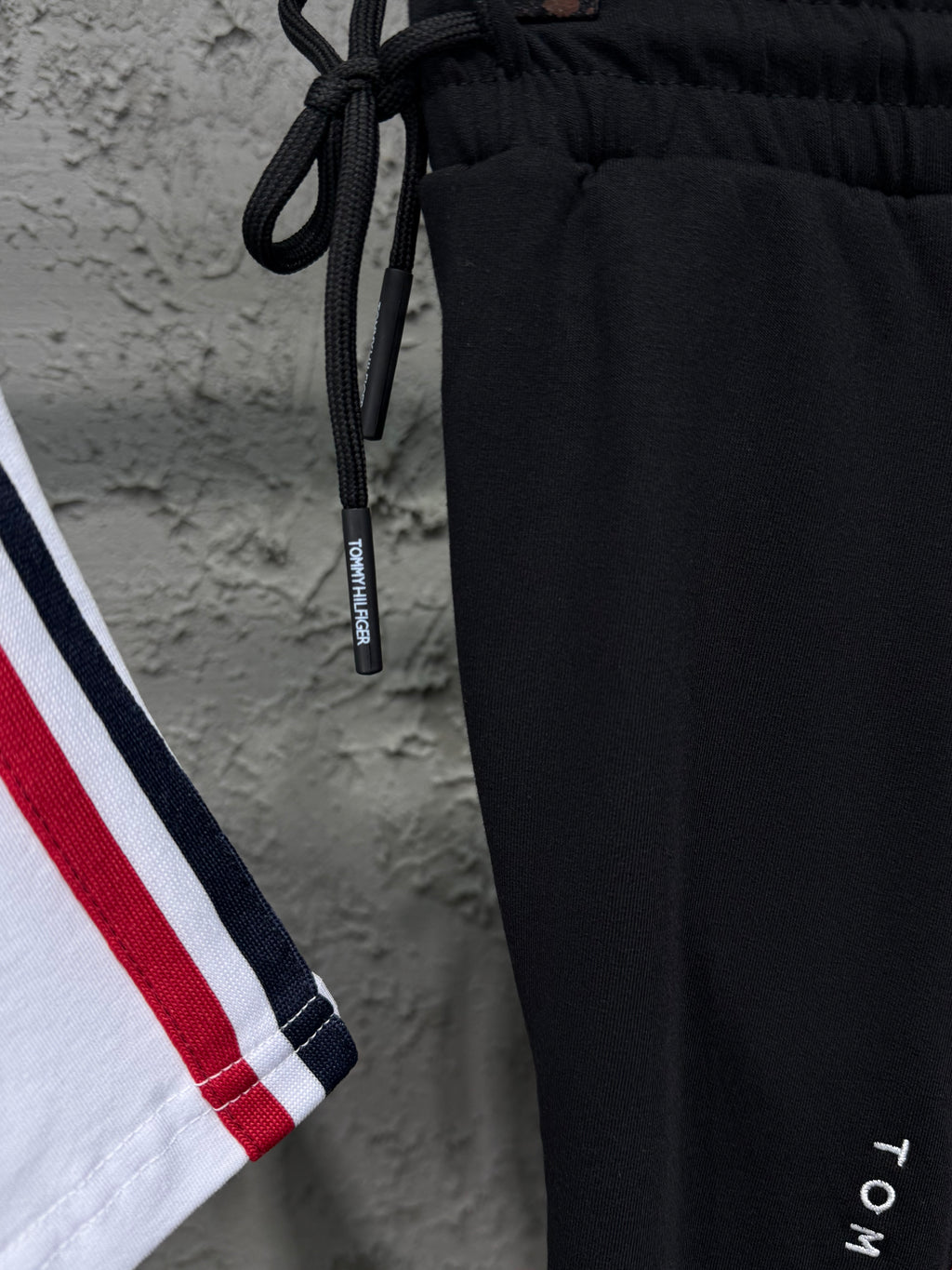 Tommy Hilfiger Erkek Nakış Logo Detaylı Beyaz Eşofman Takımı