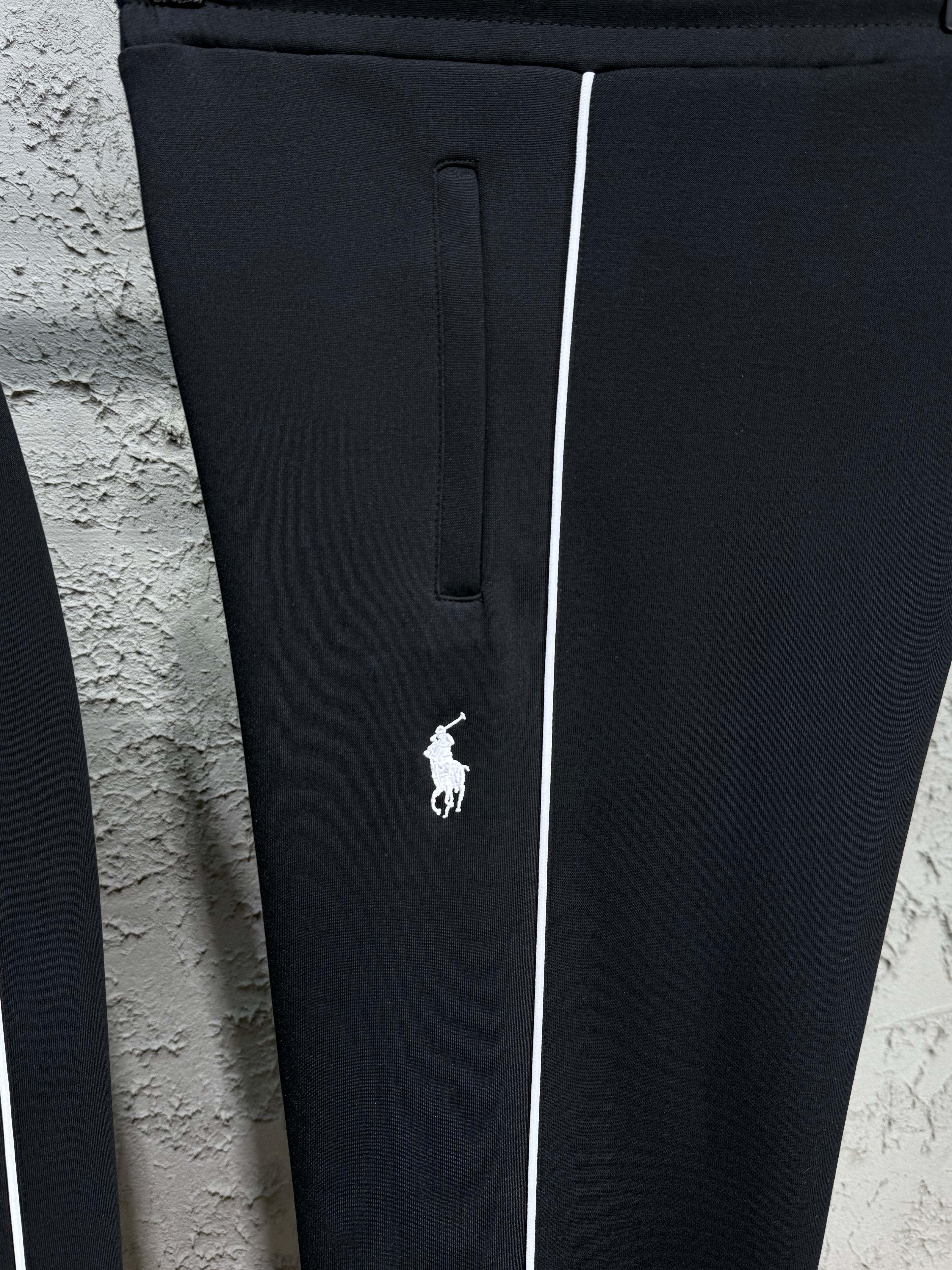 Ralph Lauren Erkek Siyah Fermuarlı Eşofman Takımı – Nakış Logo Detaylı Premium Seri