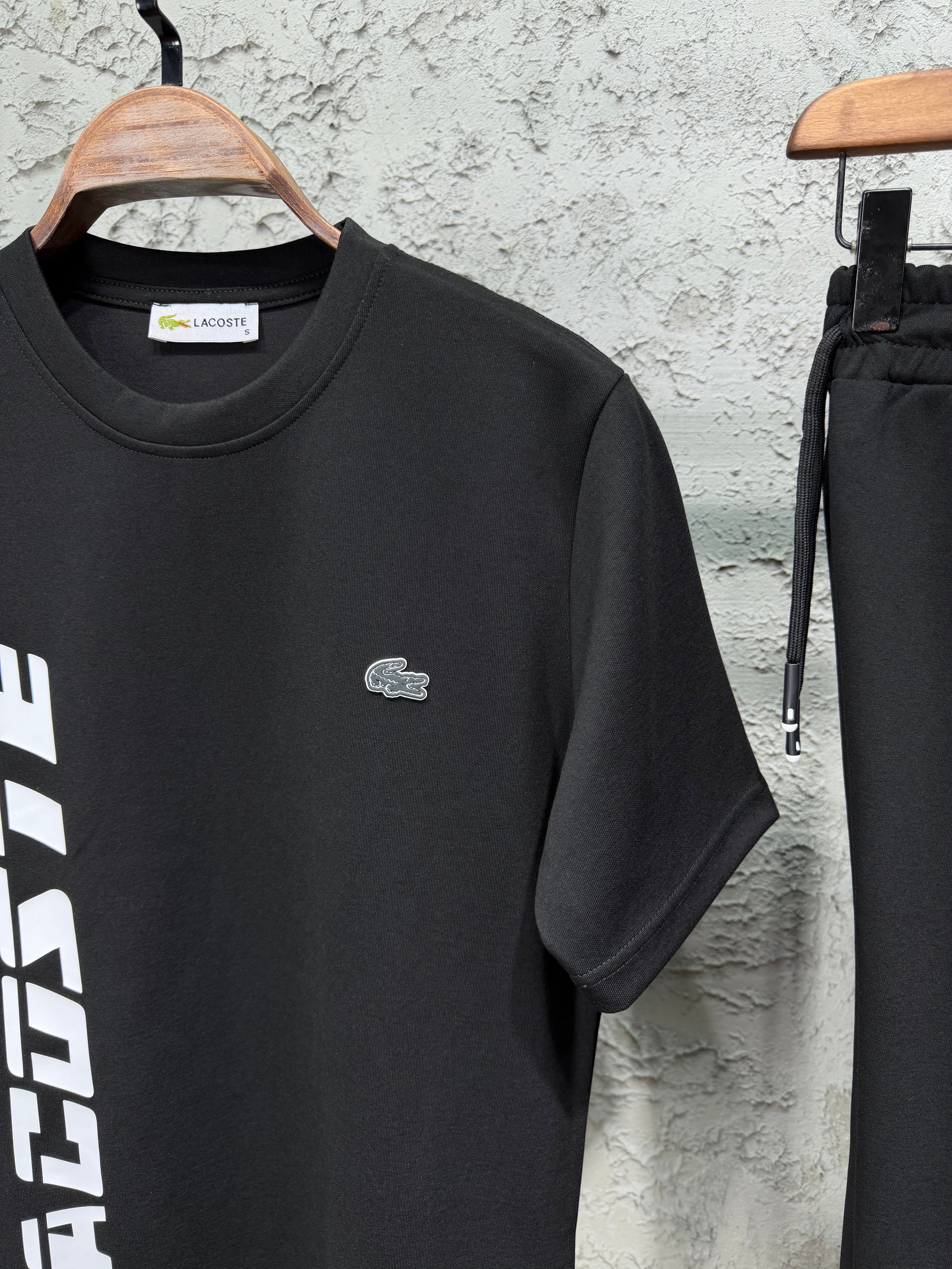 Lacoste Baskılı Siyah T-shirt & Eşofman Takımı