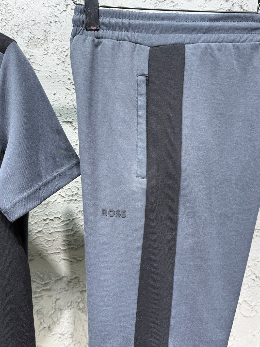 Boss Füme Siyah Kontrast Detaylı T-Shirt & Şort Takımı