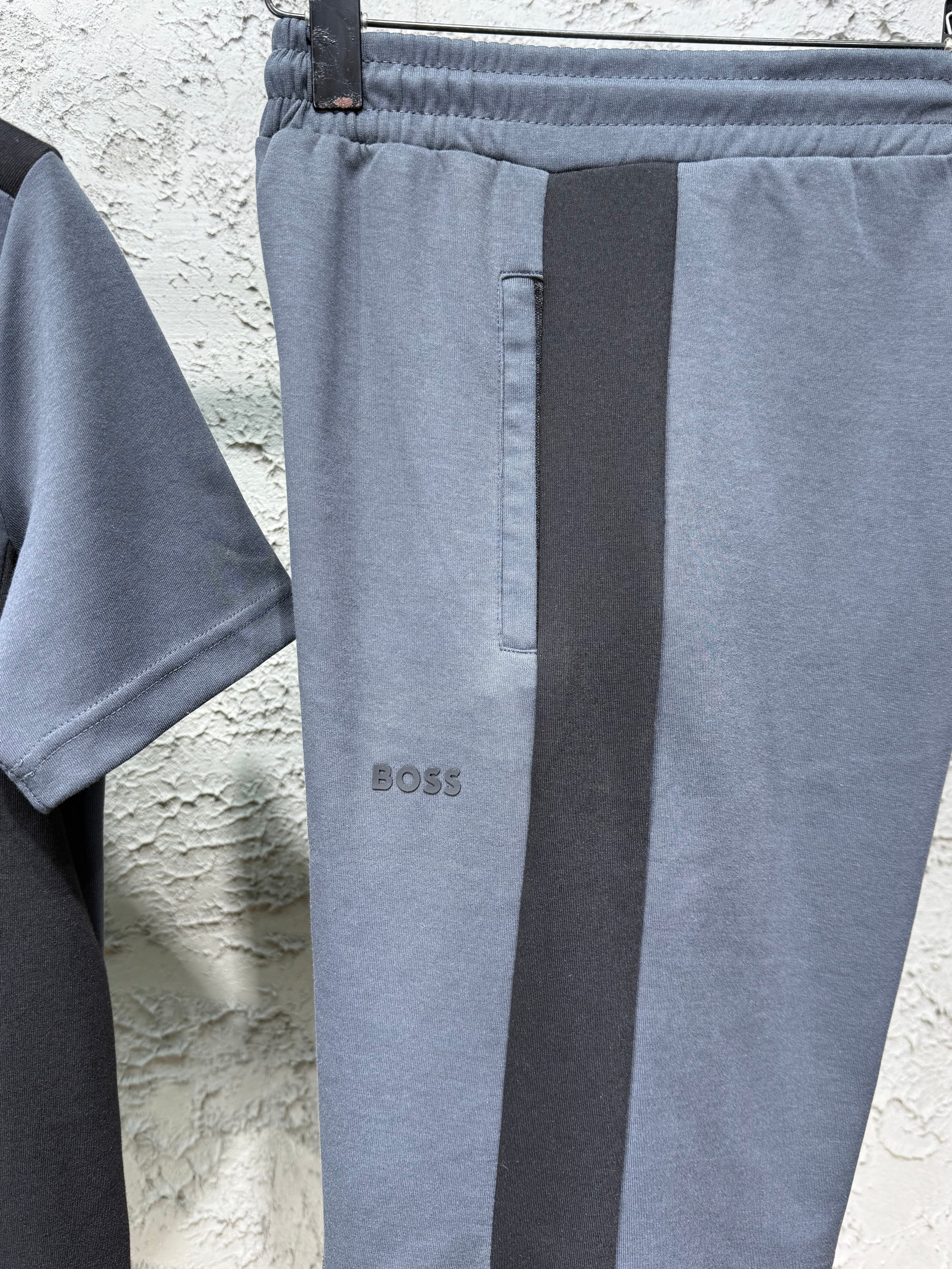 Boss Füme Siyah Kontrast Detaylı T-Shirt & Şort Takımı
