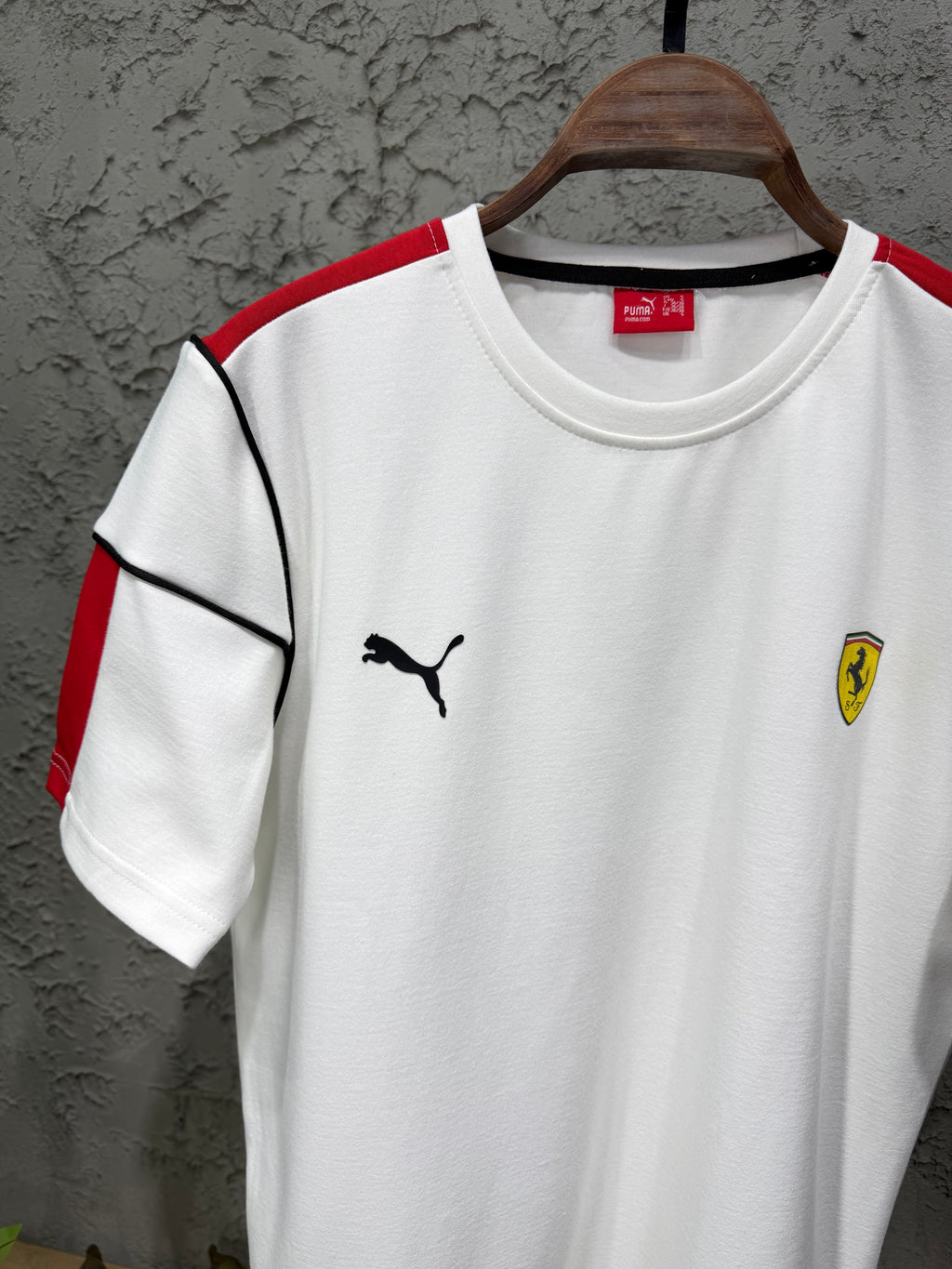 Puma Ferrari Beyaz T-shirt & Eşofman Takımı