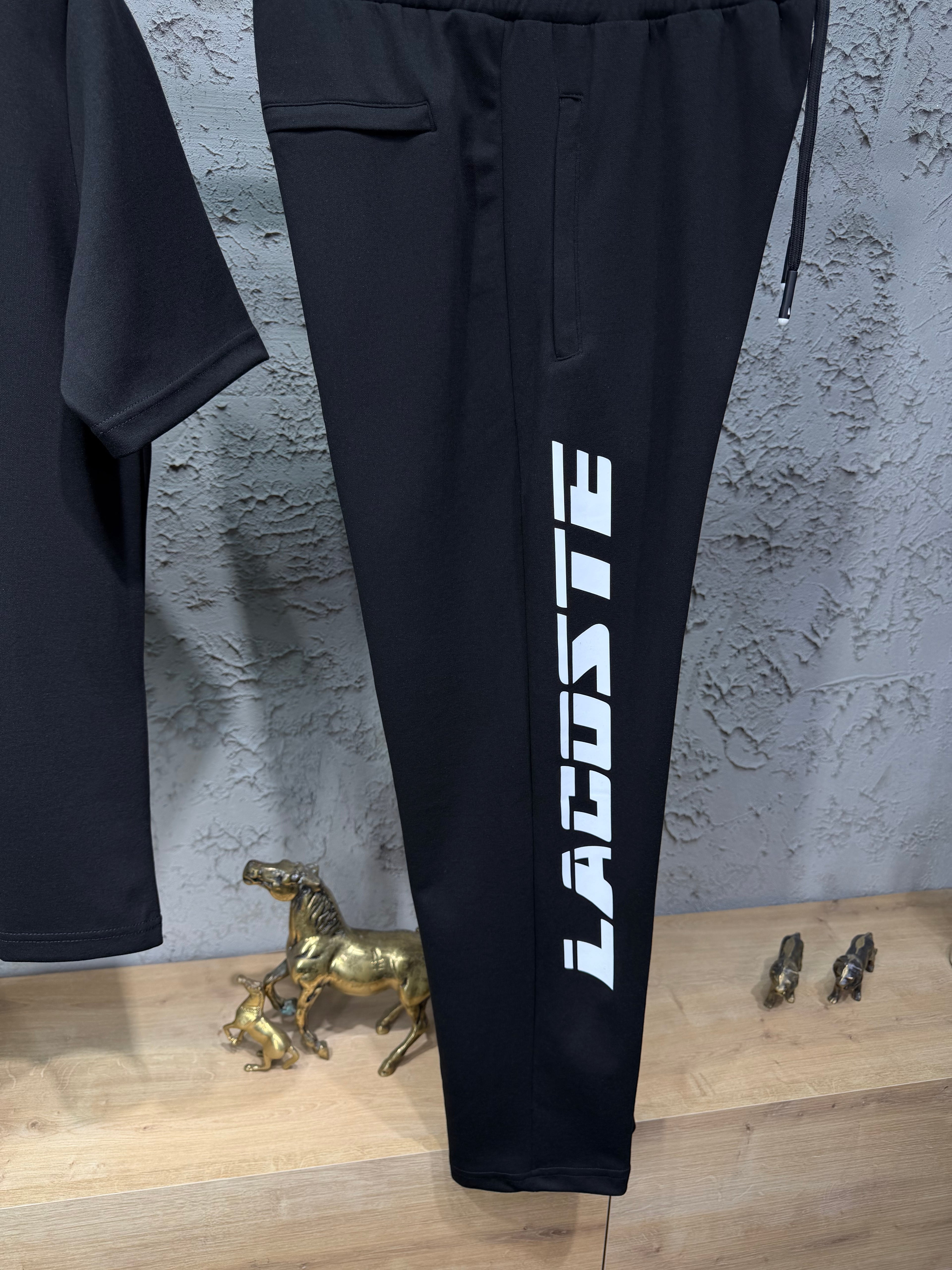 Lacoste Baskılı Siyah T-shirt & Eşofman Takımı