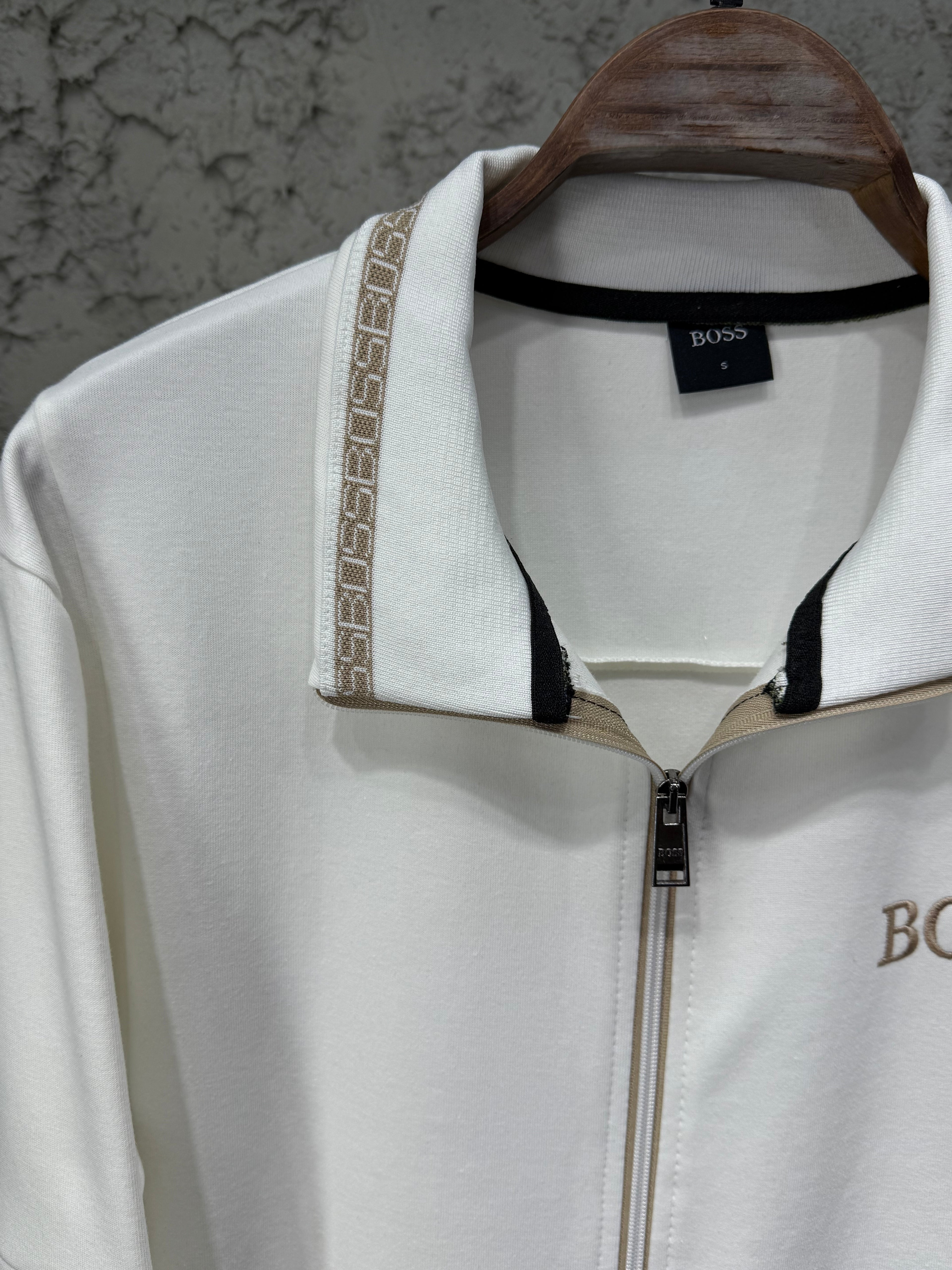 BOSS Erkek Beyaz Fermuarlı Eşofman Takımı