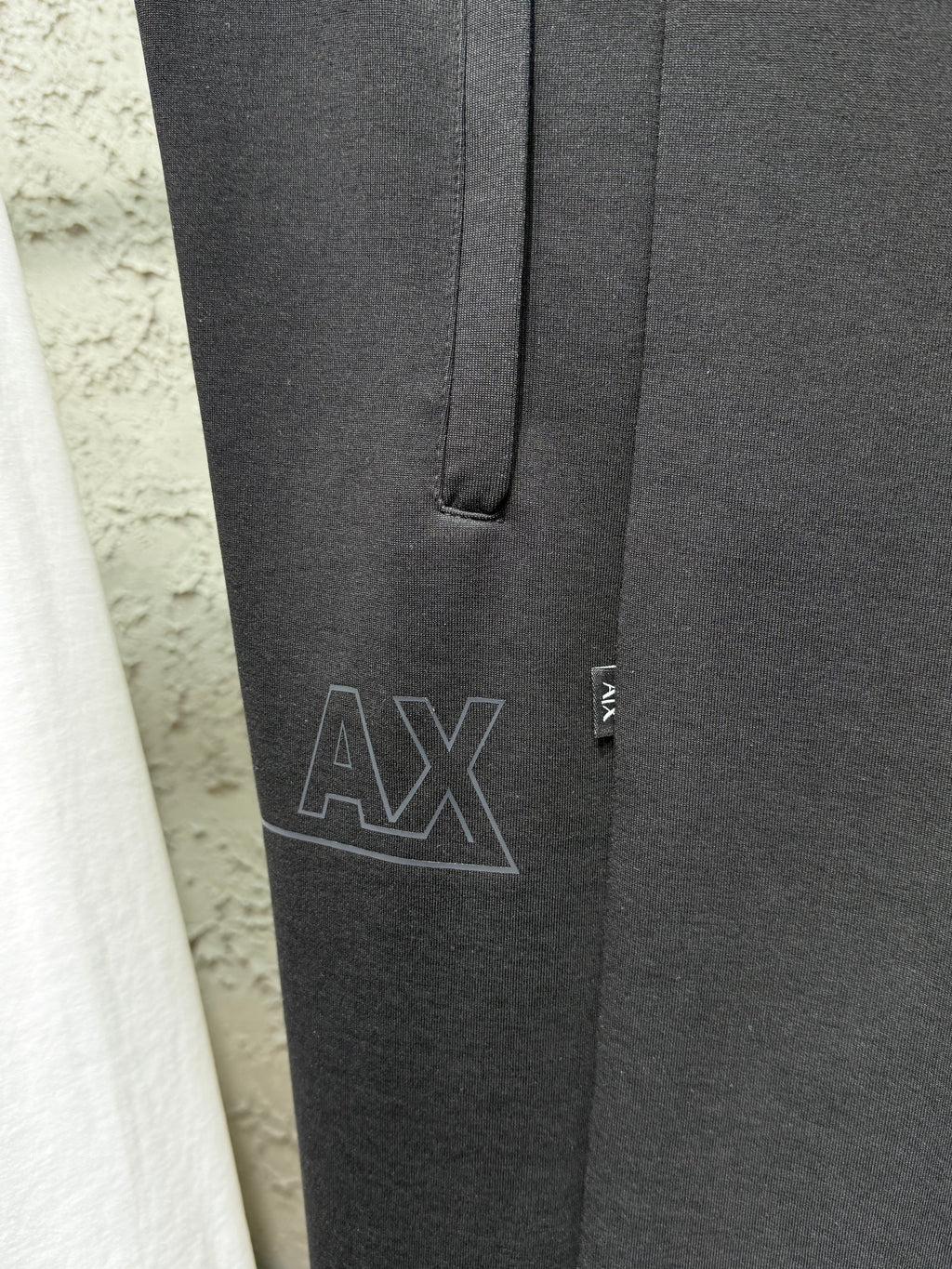 Armani Exchange Erkek Beyaz Siyah Eşofman Takımı – AX Logo Detaylı Fermuarlı Model