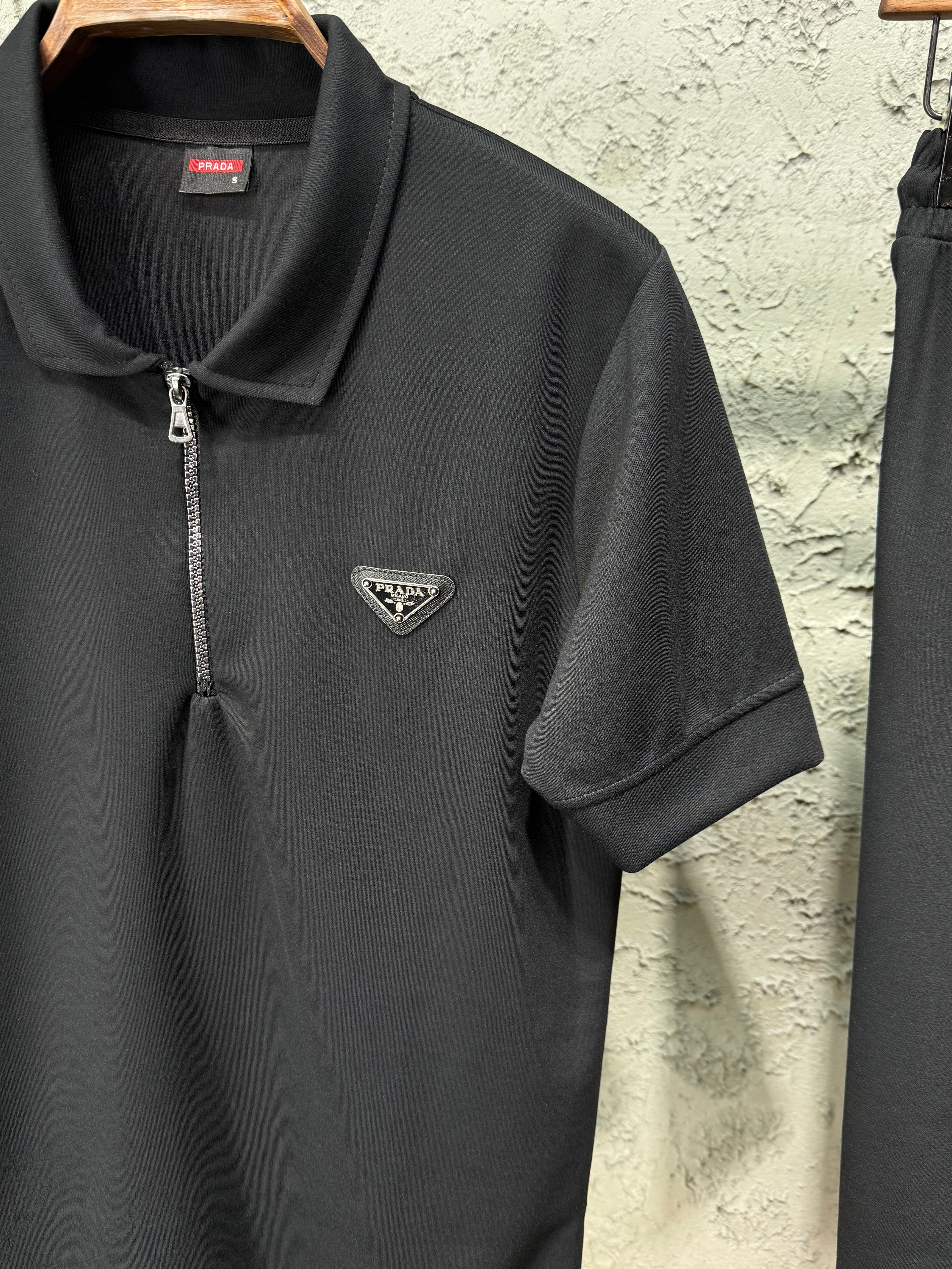 Prada Siyah T-shirt & Eşofman Takımı