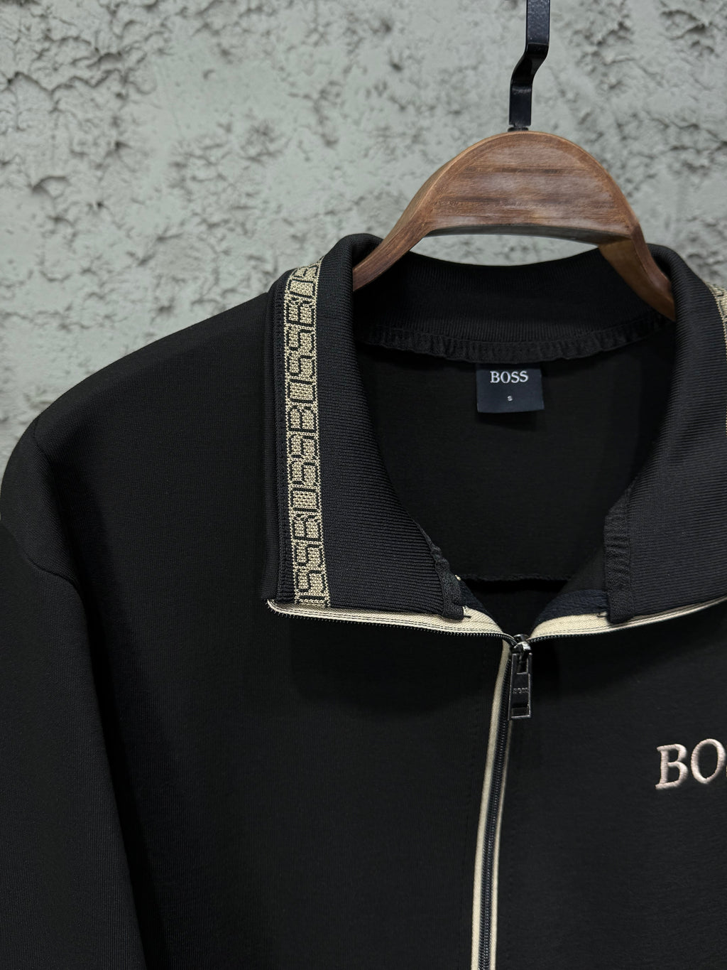 BOSS Erkek Siyah Fermuarlı Eşofman Takımı