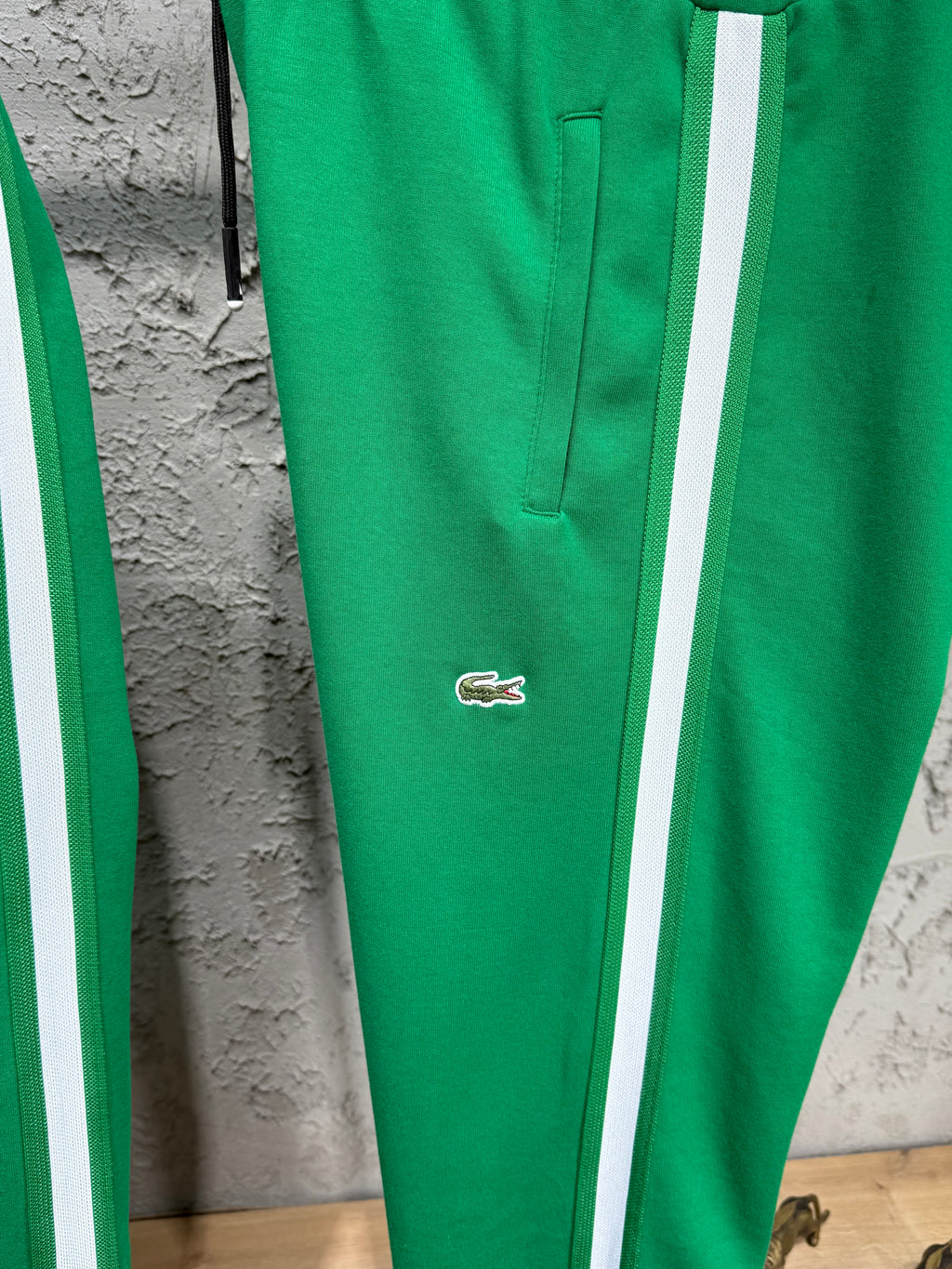 Lacoste Erkek Yeşil Fermuarlı Eşofman Takımı – Premium Seri