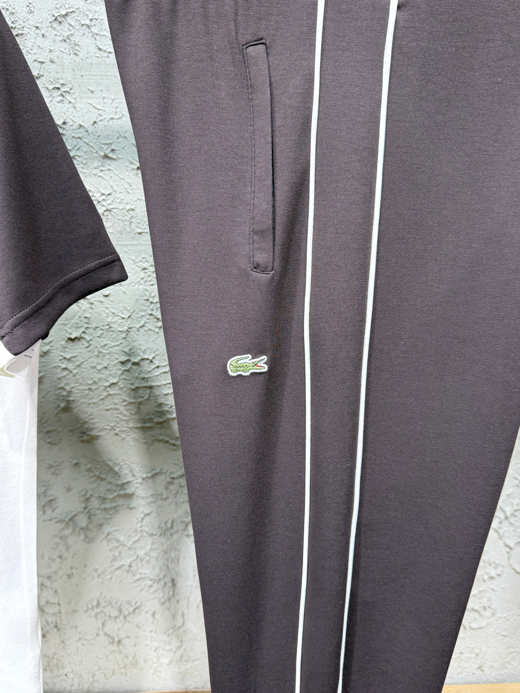 Lacoste Acı Kahve Biyeli Eşofman & T-shirt Takımı